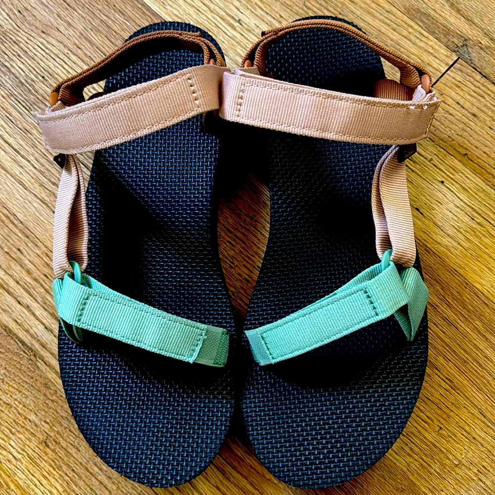 Teva Midform Universal
